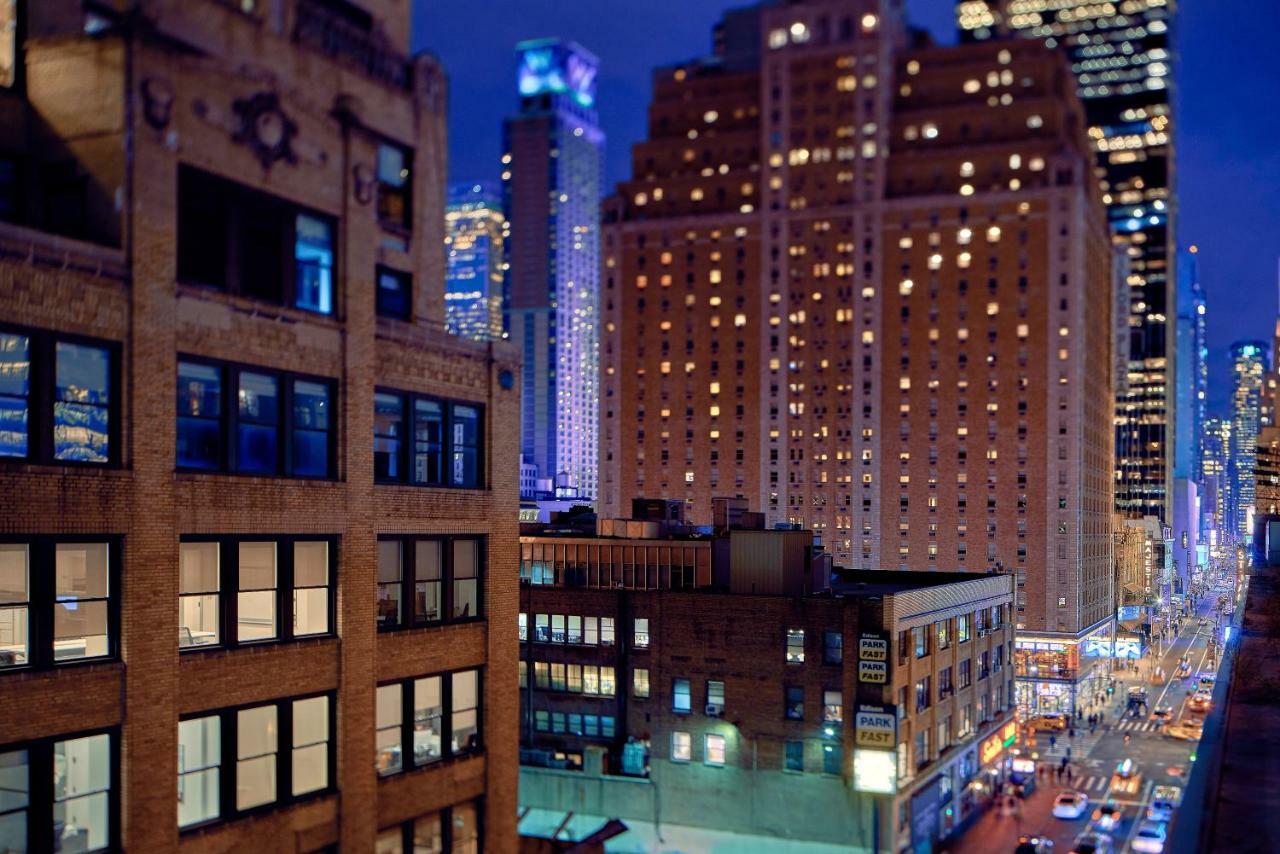 Towneplace Suites By Marriott New York Manhattan/Times Square Exterior photo